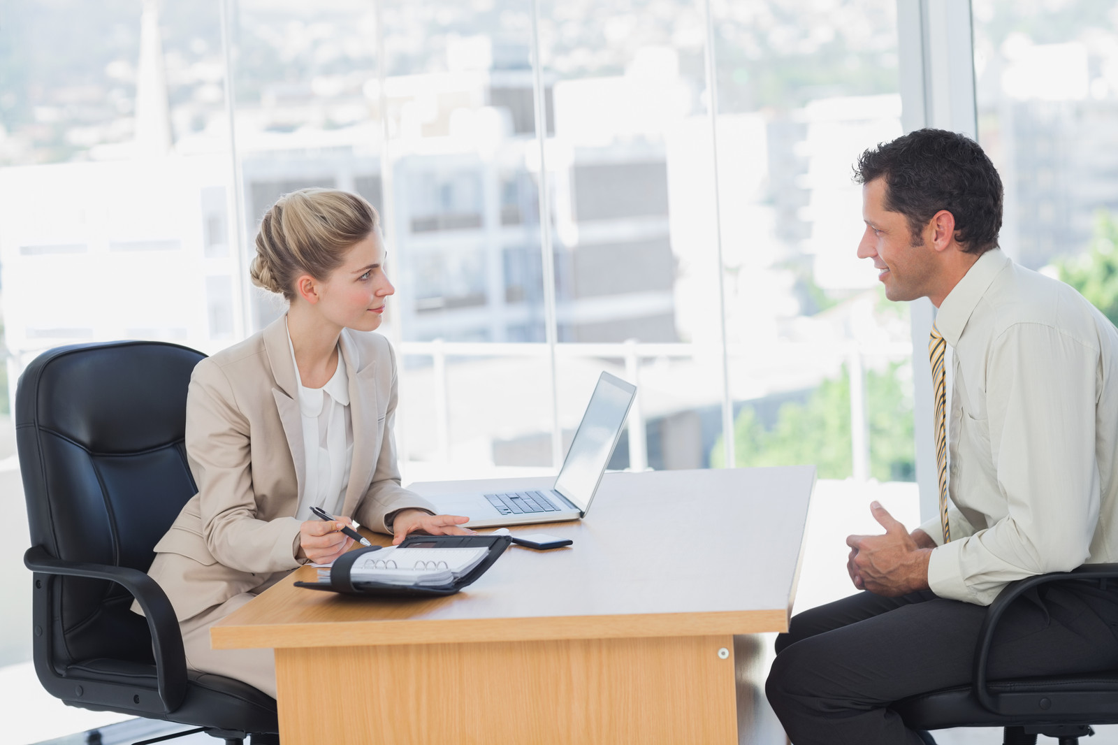 5 TIPS TO PERFORM AN IN-PERSON INTERVIEW